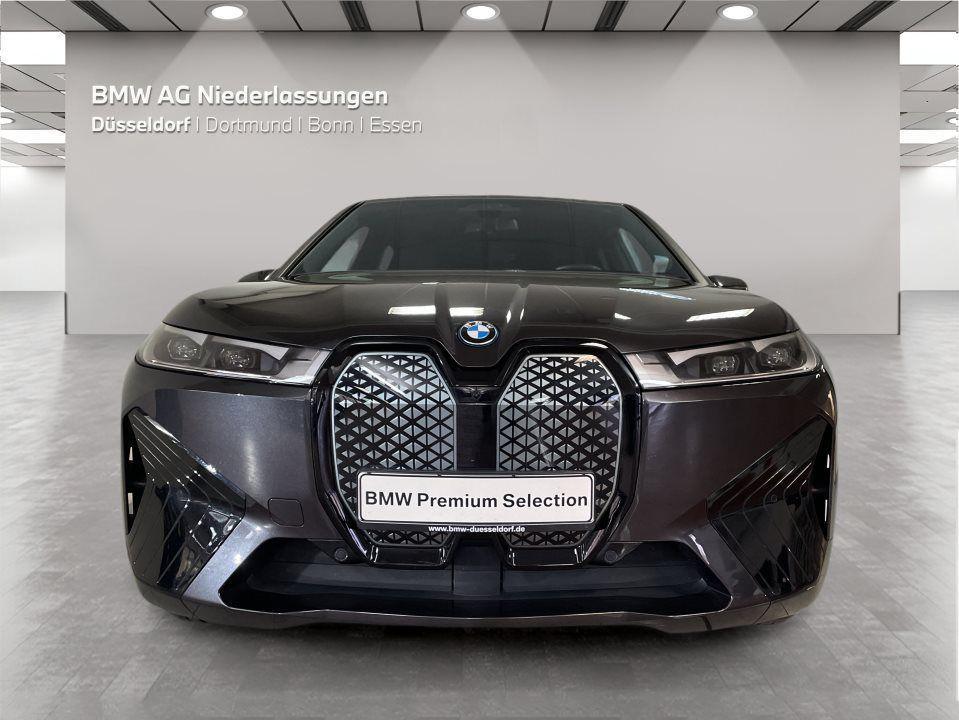 BMW iX xDrive40