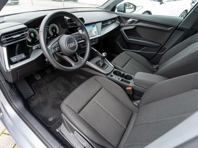 Audi A3 30 TDI Sedan