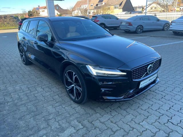 Volvo V60 Dark Ultra