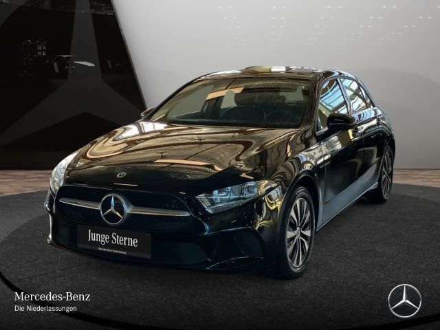 Mercedes-Benz A 250 A 250 e Style
