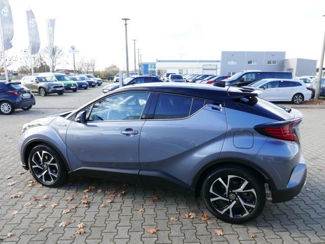 Toyota C-HR Hybride Team D