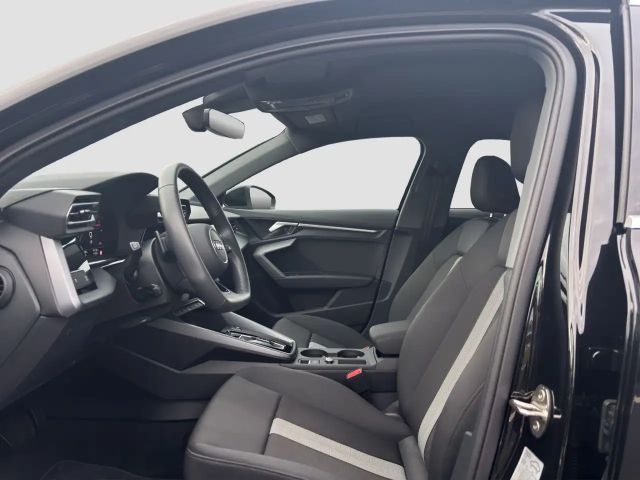 Audi A3 30 TFSI S-Tronic Sedan