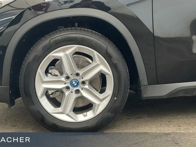 BMW iX1 xDrive30