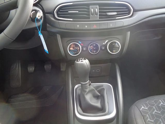 Fiat Tipo CityCross Cross Turbo