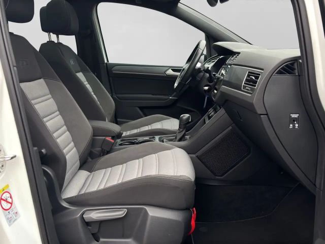 Volkswagen Touran 2.0 TDI DSG R-Line