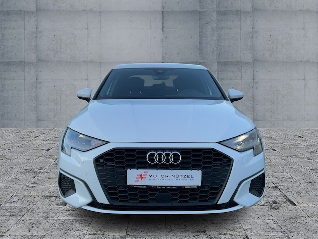 Audi A3 30 TFSI Sedan