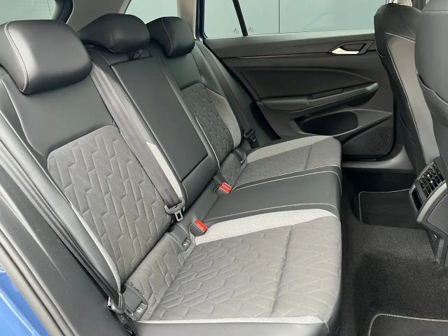 Volkswagen Golf 2.0 TDI DSG Golf VIII Variant