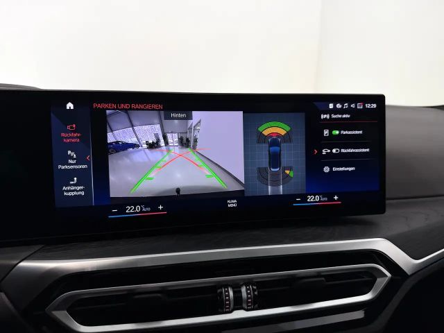 BMW 330 330e M-Sport xDrive