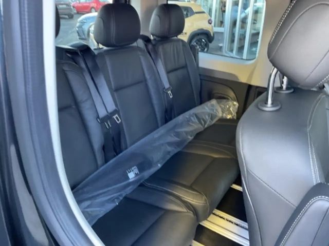 Renault Trafic Blue EDC Spaceclass