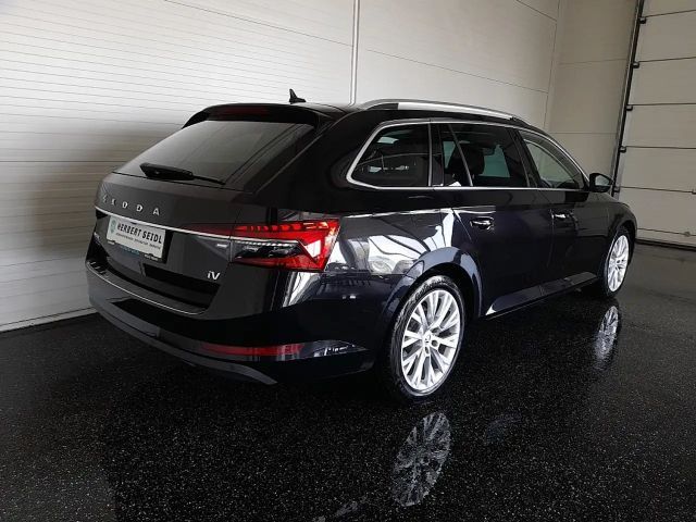 Skoda Superb PlugIn-Hybrid Style Style