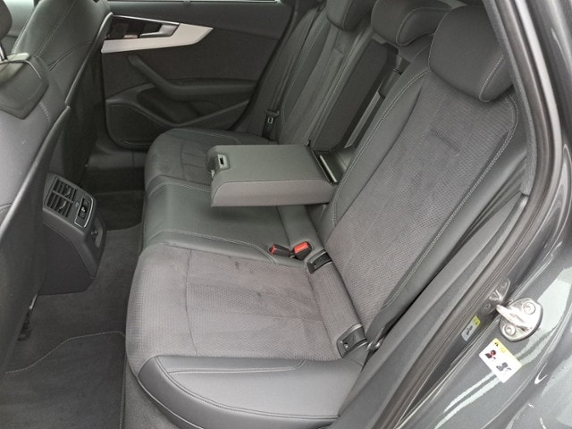 Audi A4 40 TDI Avant Quattro S-Line S-Tronic