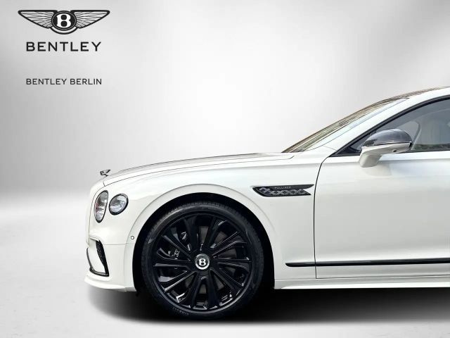 Bentley Flying Spur Hybrid V8