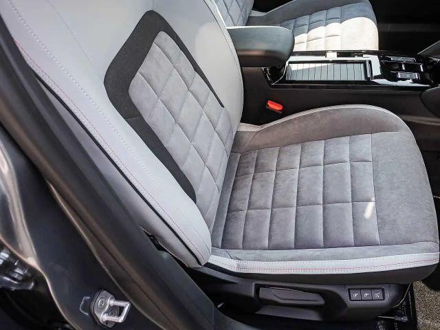 Citroën C4 Hybrid Max