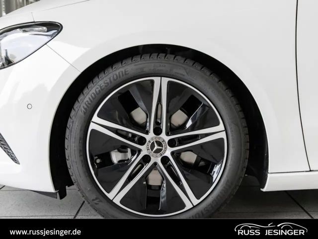 Mercedes-Benz B 200 Progressive Sedan