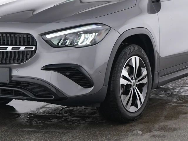 Mercedes-Benz GLA 200 Progressive