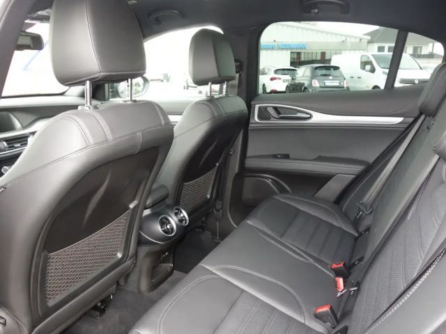 Alfa Romeo Stelvio Q4 Veloce