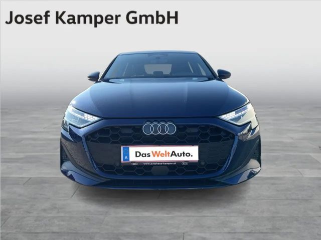 Audi A3 30 TFSI Sedan