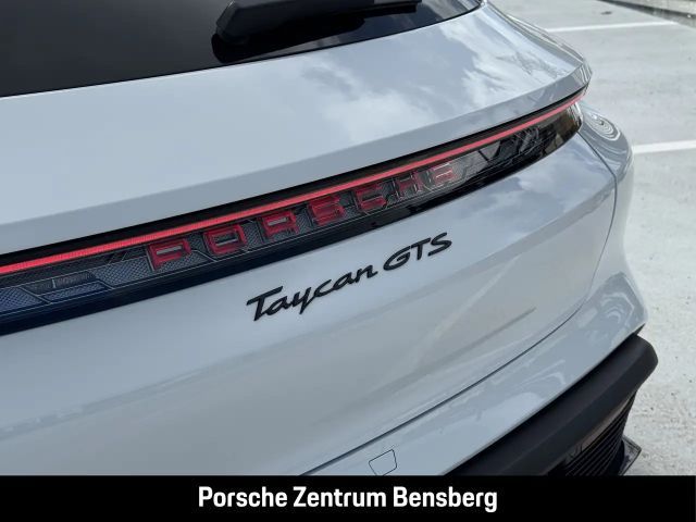 Porsche Taycan GTS Sport Turismo