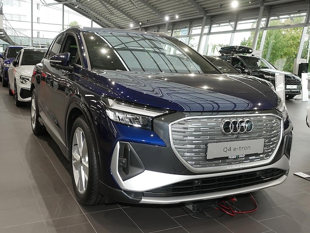 Audi Q4 e-tron SUV 45 e-tron Audi Q4 e-tron
