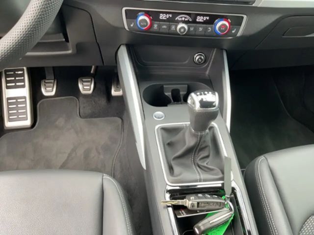 Audi Q2 35 TFSI S-Line