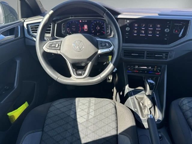 Volkswagen Polo 1.0 TSI DSG R-Line