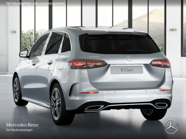 Mercedes-Benz B 200 AMG Line Sedan