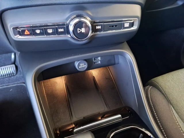 Volvo XC40 Dark Plus Recharge T4