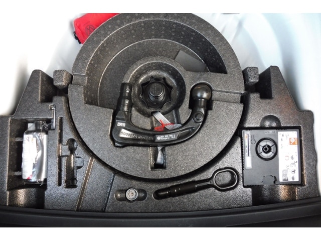 Volkswagen T-Roc 1.5 l TSI7-Gang-DSG Black Style AHK,LED