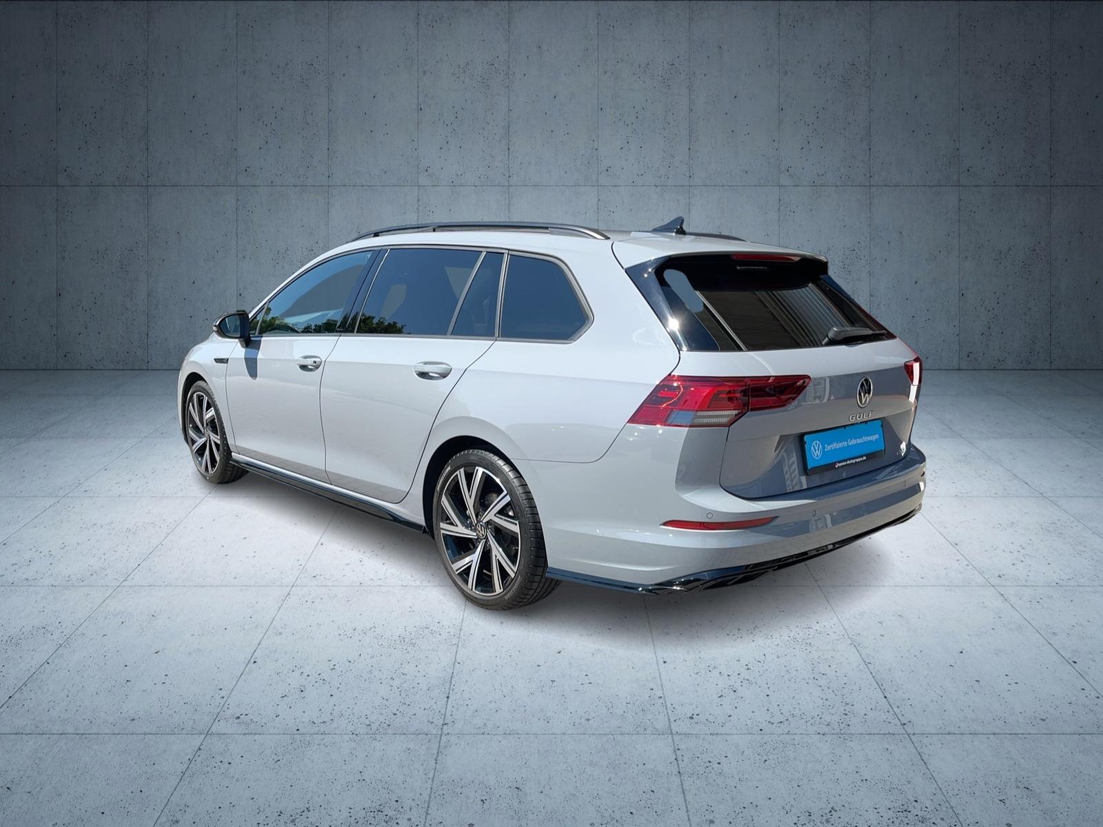 Volkswagen Golf 1.5 eTSI DSG R-Line Variant