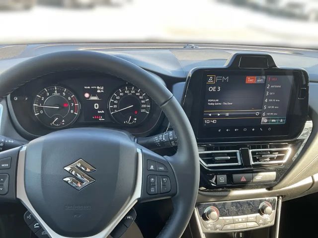 Suzuki S-Cross Flash