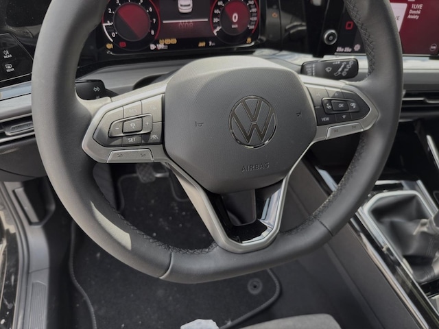 Volkswagen Golf 1.5 TSI Style