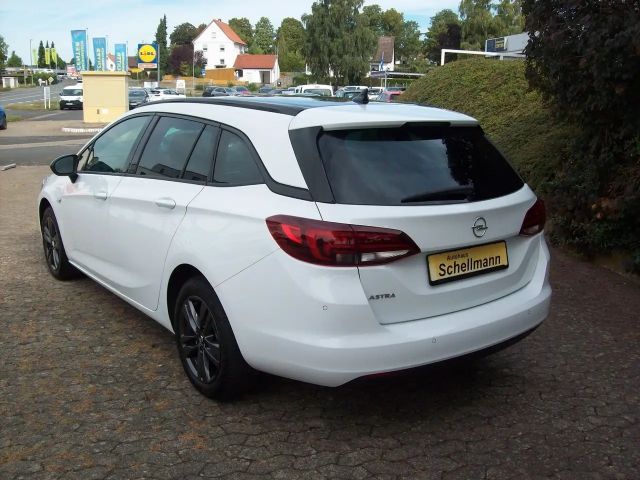 Opel Astra 1.2 Turbo Sports Tourer