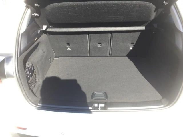 Mercedes-Benz B 180 Progressive