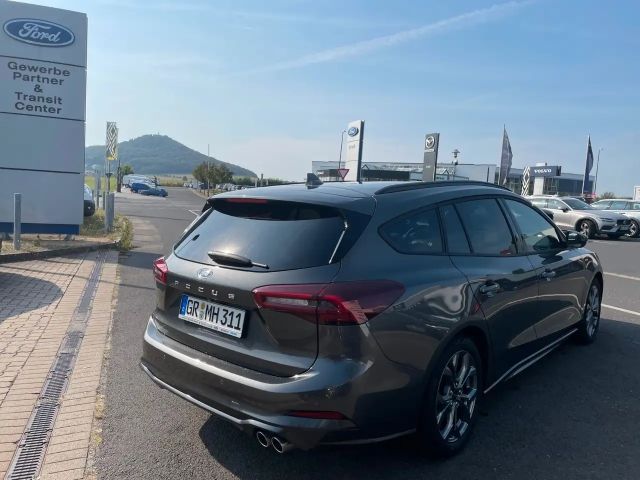 Ford Focus ST Line Wagon