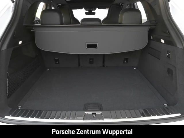 Porsche Cayenne Surround-View Sportabgas LED-Matrix