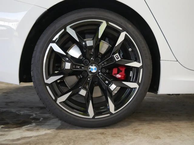 BMW 320 320d M-Sport Touring xDrive