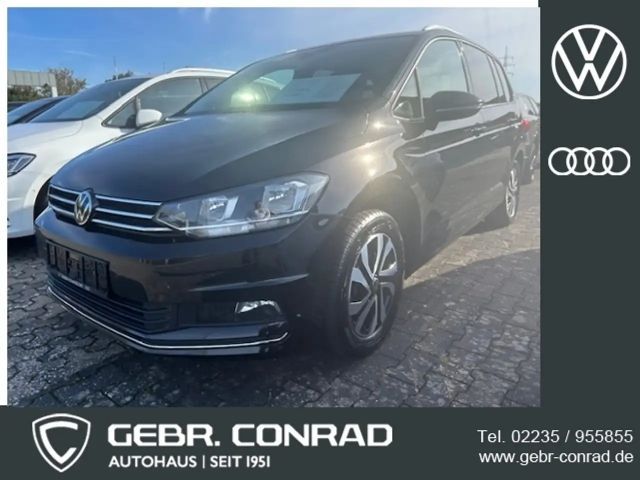 Volkswagen Touran TDI "Active", NP: 48.000 €