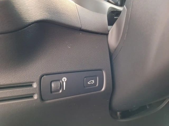 Volvo XC40 Core Momentum