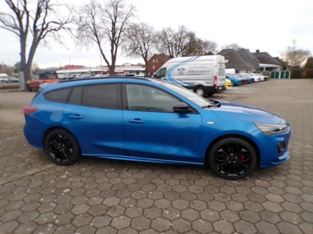 Ford Focus ST Line Wagon