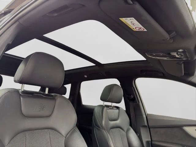 Audi Q7 50 TDI Quattro S-Line