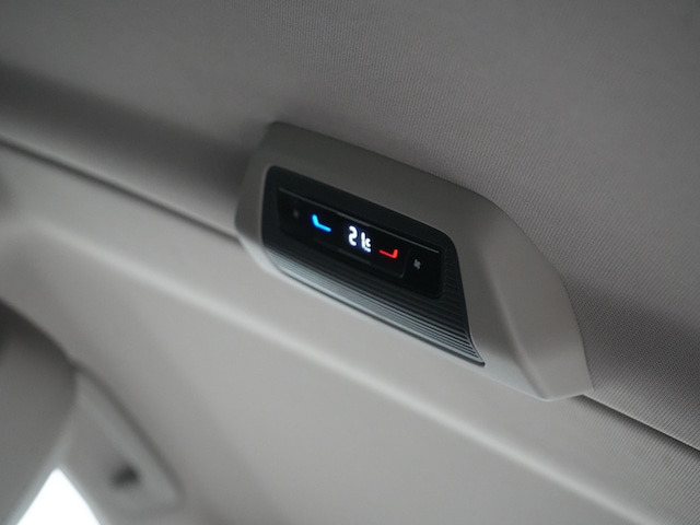 Volkswagen Multivan Lang Style T7