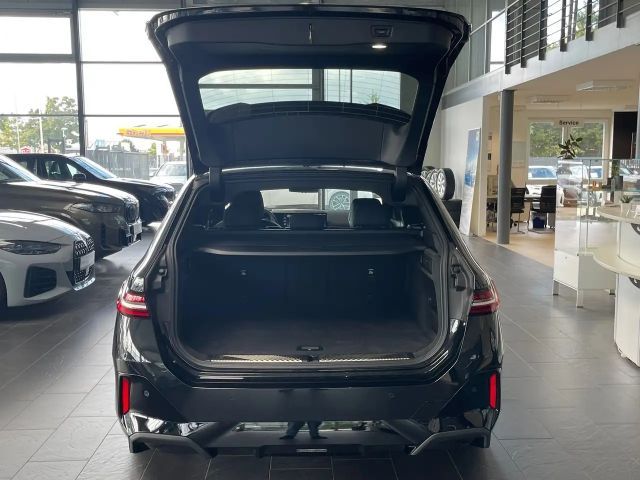 BMW 520 520d M-Sport Touring xDrive