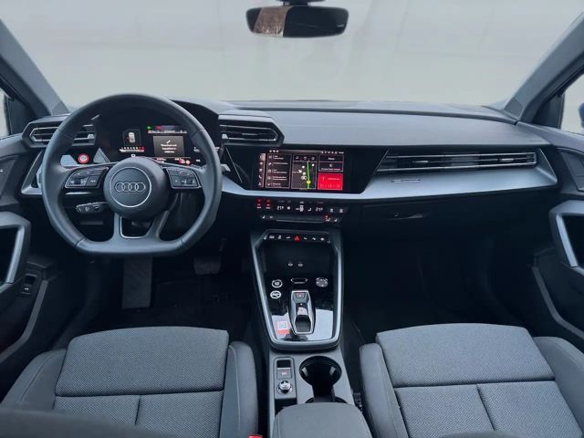 Audi A3 1.5 TFSI S-Line S-Tronic Sedan