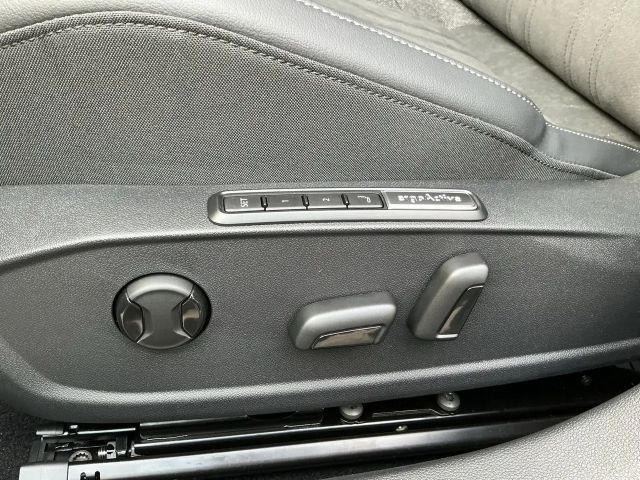 Volkswagen Golf DSG eHybrid