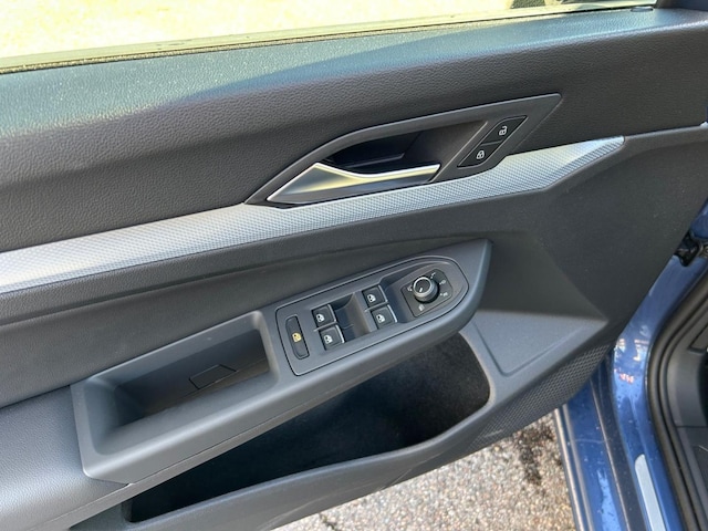 Volkswagen Golf 1.5 eTSI DSG Golf VIII