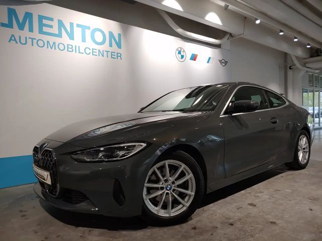 BMW 420 420i Coupé