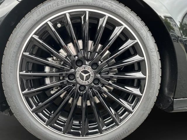 Mercedes-Benz A 200 AMG Line Hatchback