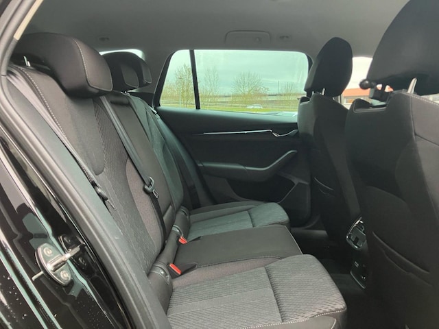 Skoda Octavia 2.0 TDI Clever Combi