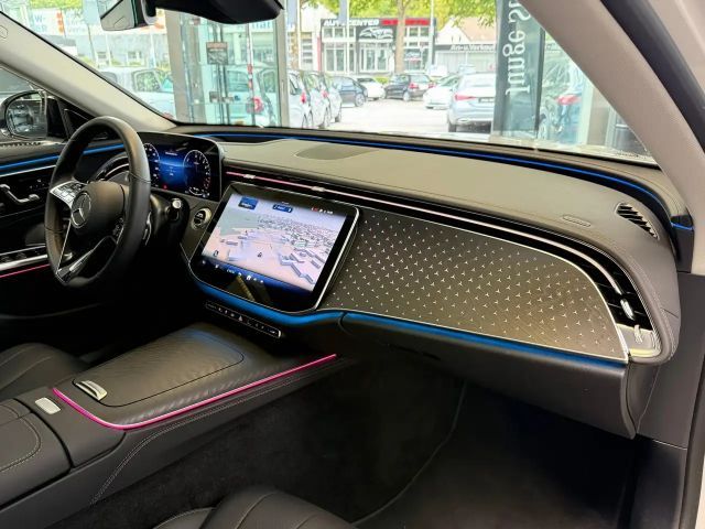 Mercedes-Benz E 300 4MATIC E 300 de