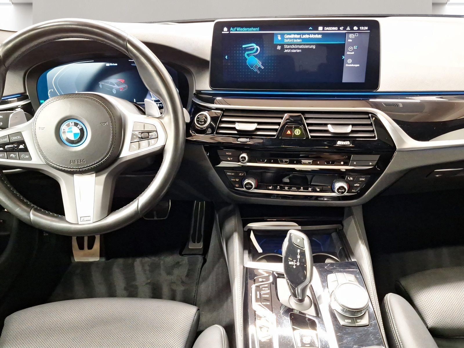 BMW 545 545e Sedan xDrive